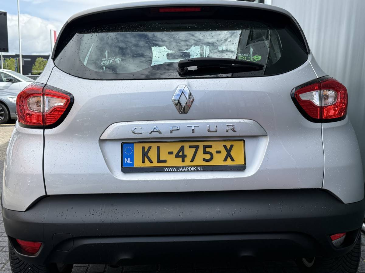 Renault Captur Renault Captur BWJ 2015 1.5 90 PK  dCi Expression STOELVERW. | KEYLESS | NAVI | CLIMA | CRUISE | LMV