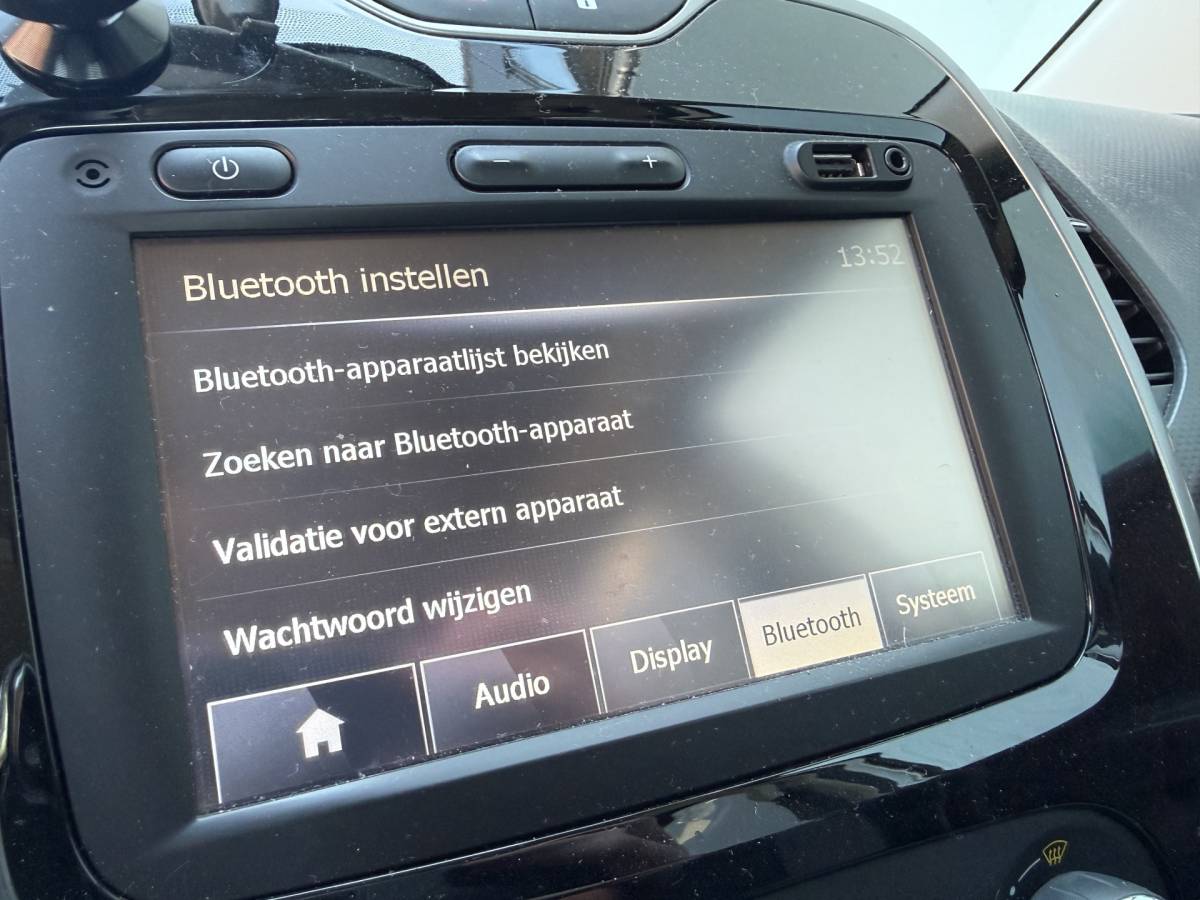 Renault Captur Renault Captur BWJ 2015 1.5 90 PK  dCi Expression STOELVERW. | KEYLESS | NAVI | CLIMA | CRUISE | LMV