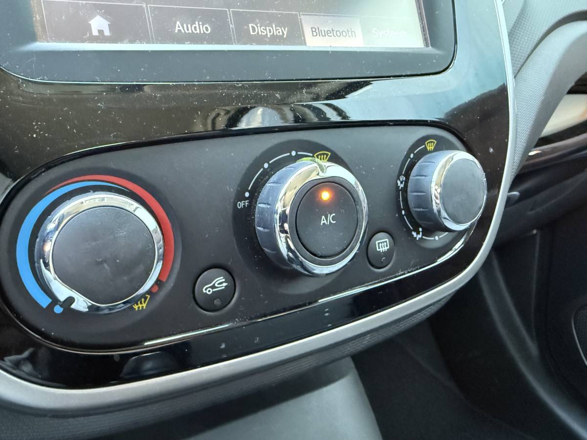 Renault Captur Renault Captur BWJ 2015 1.5 90 PK  dCi Expression STOELVERW. | KEYLESS | NAVI | CLIMA | CRUISE | LMV
