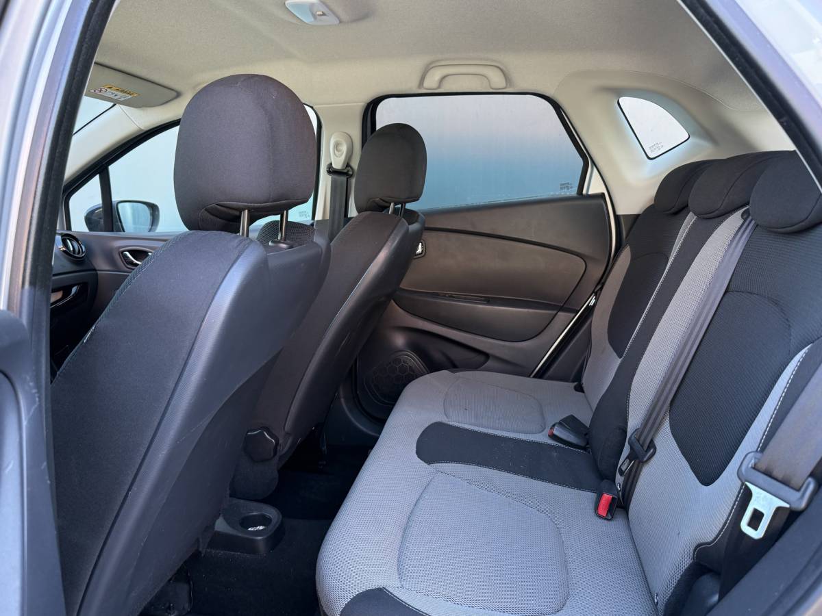 Renault Captur Renault Captur BWJ 2015 1.5 90 PK  dCi Expression STOELVERW. | KEYLESS | NAVI | CLIMA | CRUISE | LMV