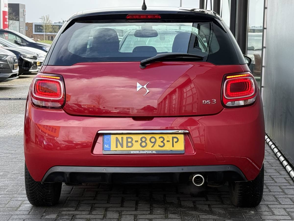 DS DS 3 DS 3 BWJ 2017 1.2 82PK So Chic AUTOMAAT | FULL LED | CARPLAY + ANDROID | NAVI | CLIMA | CRUISE | LMV | PDC