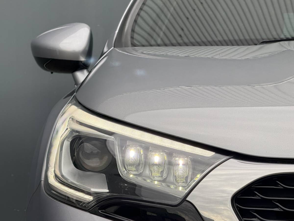 DS DS 4 DS 4 BWJ 2017 1.2 131 PK Chic | CLIMA | CRUISE | NAVI | CAMERA | APPLE CARP. | LEDER-ALCANTARA | PRIV. GLASS | MULTIFUNCT. STUUR