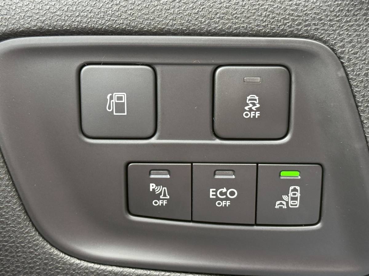 DS DS 4 DS 4 BWJ 2017 1.2 131 PK Chic | CLIMA | CRUISE | NAVI | CAMERA | APPLE CARP. | LEDER-ALCANTARA | PRIV. GLASS | MULTIFUNCT. STUUR