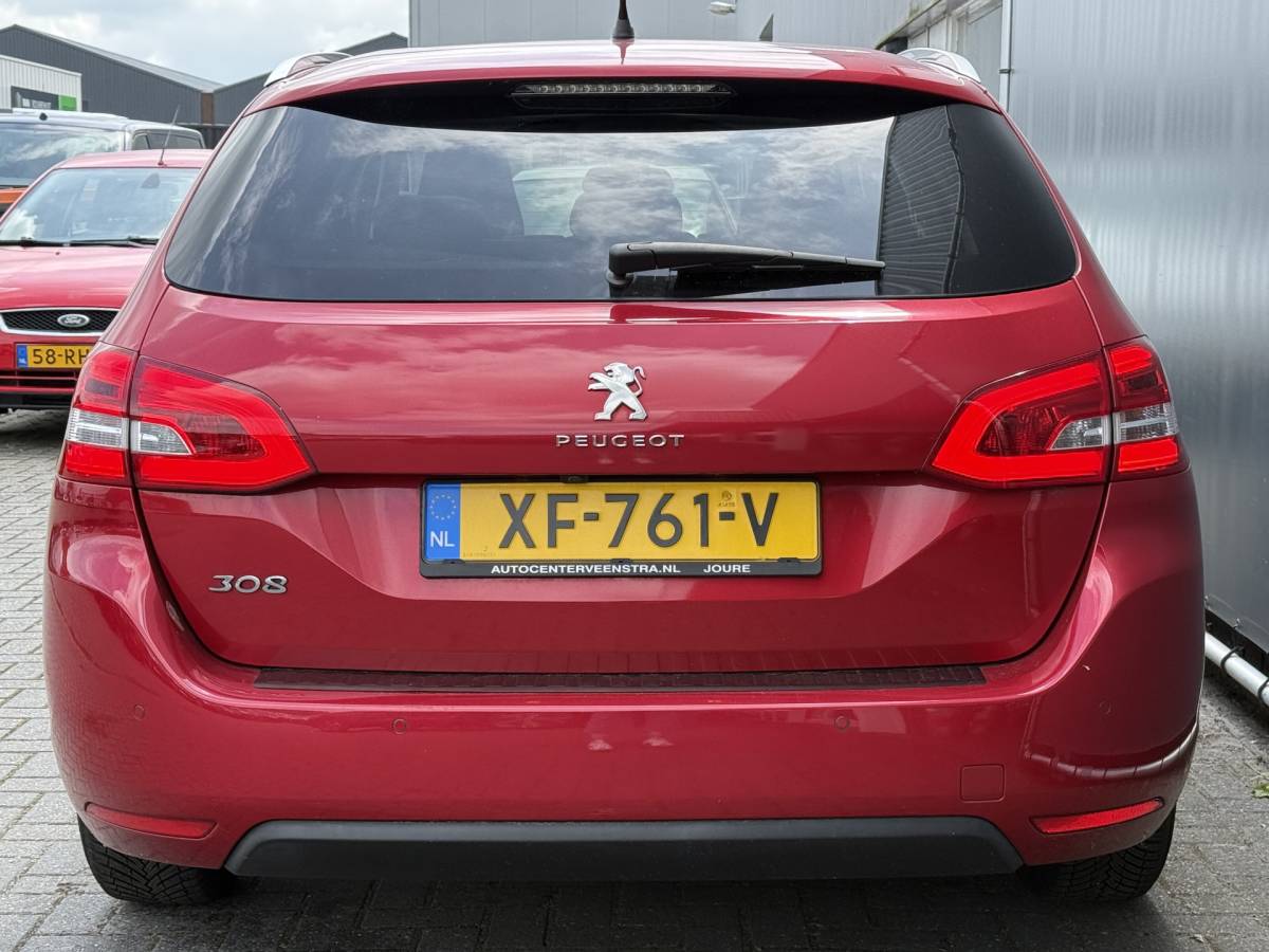 Peugeot 308 Peugeot 308 SW BWJ 2019 1.2 131 PK Blue Lease Premium NIEUWE DISTR.RIEM!! AUTOMAAT | PANORAMA | LEDER | CLIMA | ANDROID AUTO | APPLE CARPLAY | MULTIFUNCT. STUUR