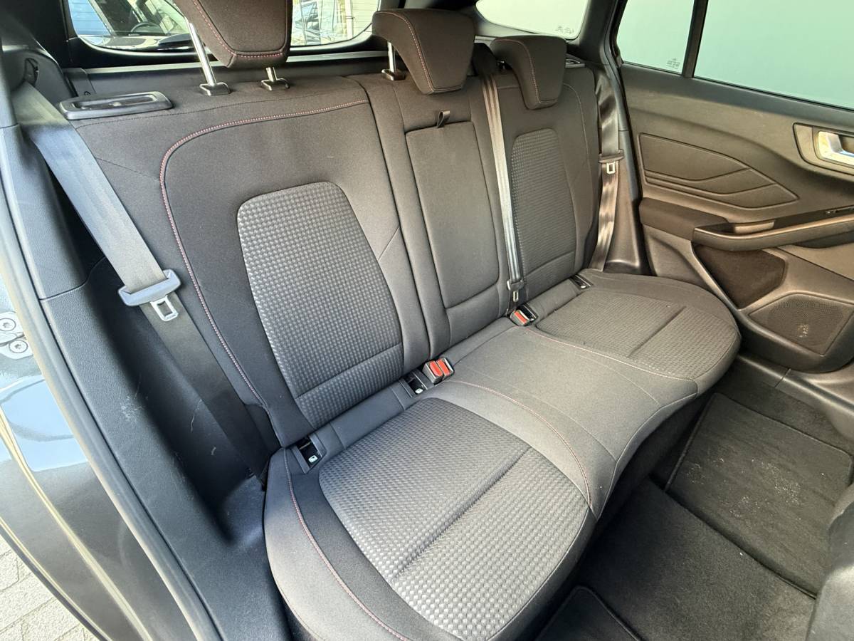 Ford Focus Ford Focus Wagon BWJ 2022 1.0 EcoBoost Hybrid 126PK ST Line STUUR + STOELVERW. | NAVI | CLIMA | CRUISE | CARPLAY & ANDROID | CAMERA | LMV | PDC