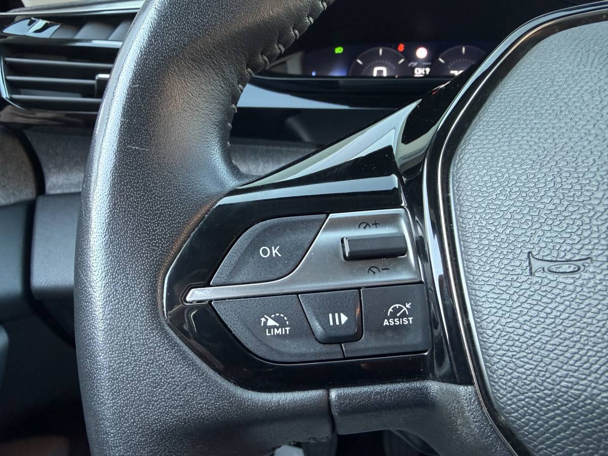 Peugeot 308 Peugeot 308 SW BWJ 2023 1.2 131 PK PureTech Allure TREKHAAK | FULL LED | HALF LEDER | KEYLESS | 360 CAMERA | CARPLAY + ANDROID | NAVI | CLIMA | CRUISE | LMV | PDC