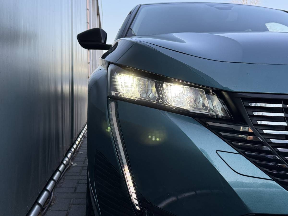 Peugeot 308 Peugeot 308 SW BWJ 2023 1.2 131 PK PureTech Allure TREKHAAK | FULL LED | HALF LEDER | KEYLESS | 360 CAMERA | CARPLAY + ANDROID | NAVI | CLIMA | CRUISE | LMV | PDC
