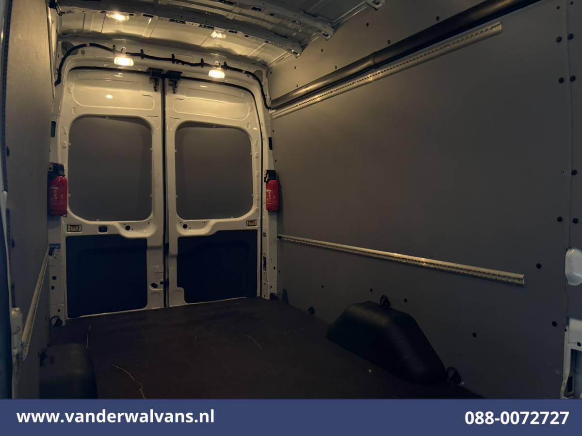 Ford Transit Ford Transit 2.0 TDCI 130pk L4H3 2025 Model! Euro6 Airco | Navigatie | Camera | Apple Carplay | Cruisecontrol Android Auto, Parkeersensoren, Bijrijdersbank, 2800kg trekvermogen