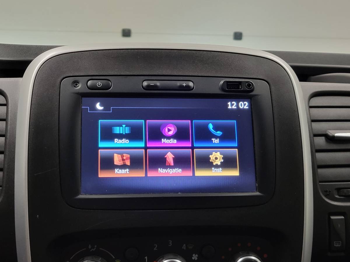Renault Trafic Renault Trafic 2.0dCi 120pkTrekhaak Euro 6!