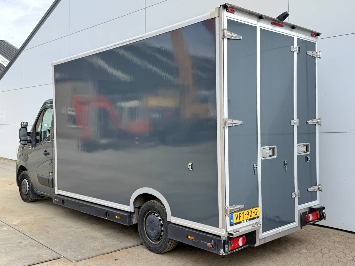 Renault Master Renault Master Plancher T35 2.3 DCI 150PK Lowliner Bakwagen Airco Cruise Control Camera Foodtruck Meubelbak Paardenwagen