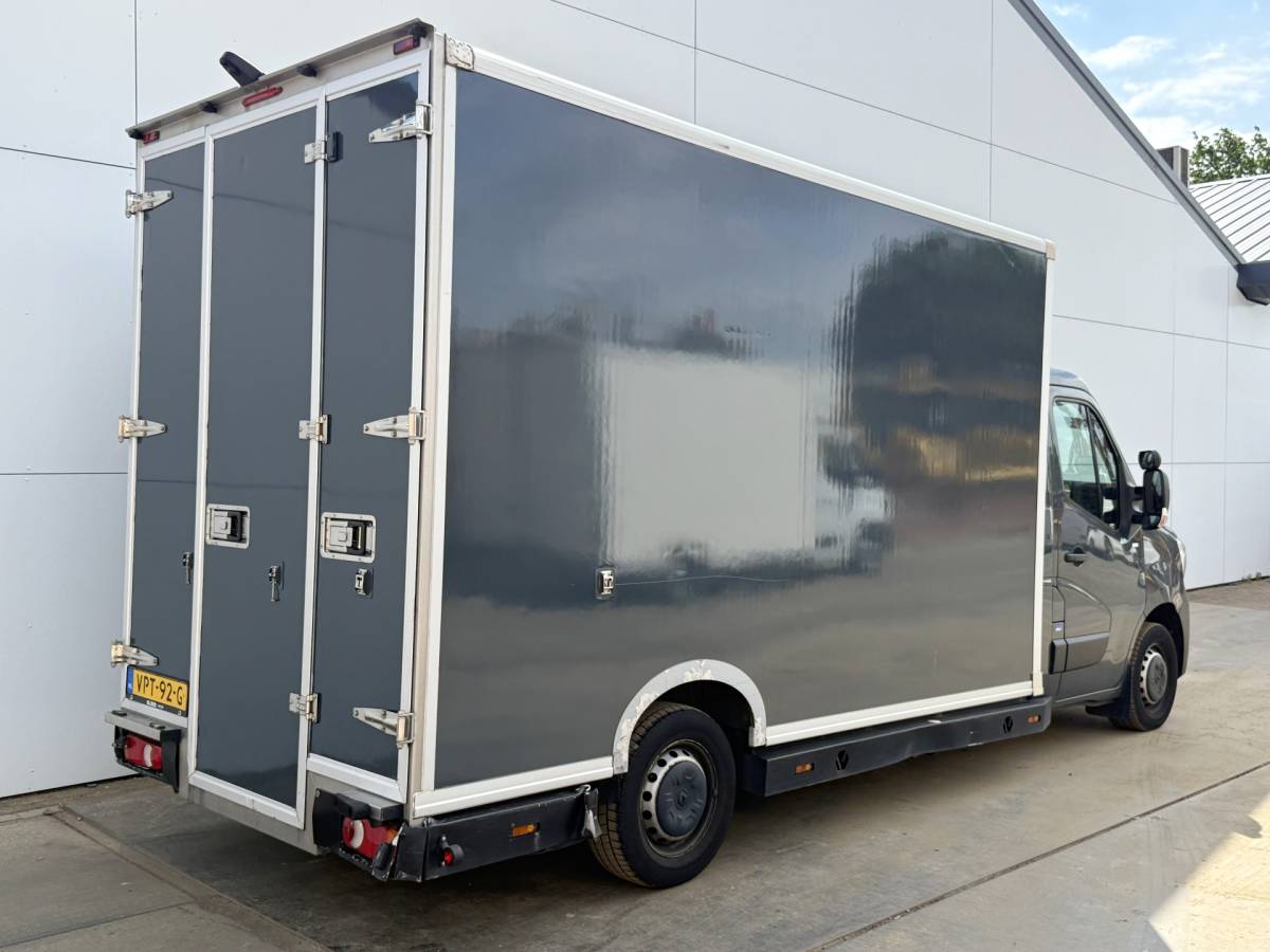 Renault Master Renault Master Plancher T35 2.3 DCI 150PK Lowliner Bakwagen Airco Cruise Control Camera Foodtruck Meubelbak Paardenwagen