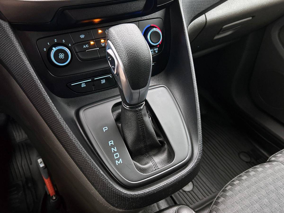 Ford Transit Connect Ford Transit Connect 1.5 EcoBlue Aut. L2 Trend Navigatie Airco Parkeersensoren Cruise Control Camera