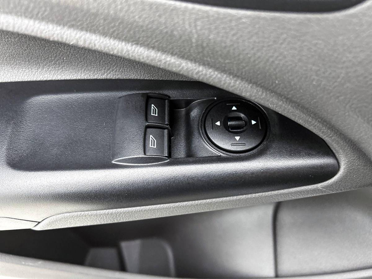 Ford Transit Connect Ford Transit Connect 1.5 EcoBlue Automaat L2 Trend Navigatie Airco Parkeersensoren Cruise Control Camera