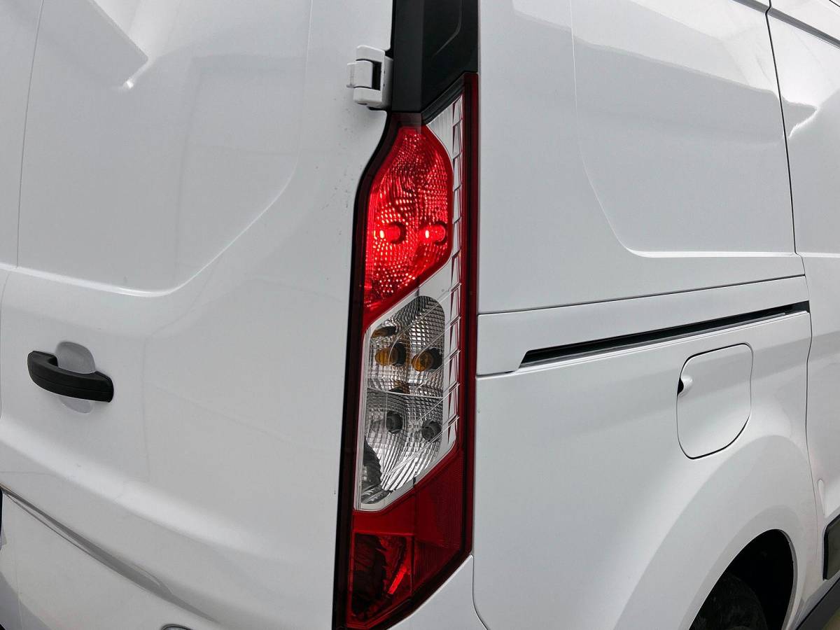 Ford Transit Connect Ford Transit Connect 1.5 EcoBlue Automaat L2 Trend Navigatie Airco Parkeersensoren Cruise Control Camera