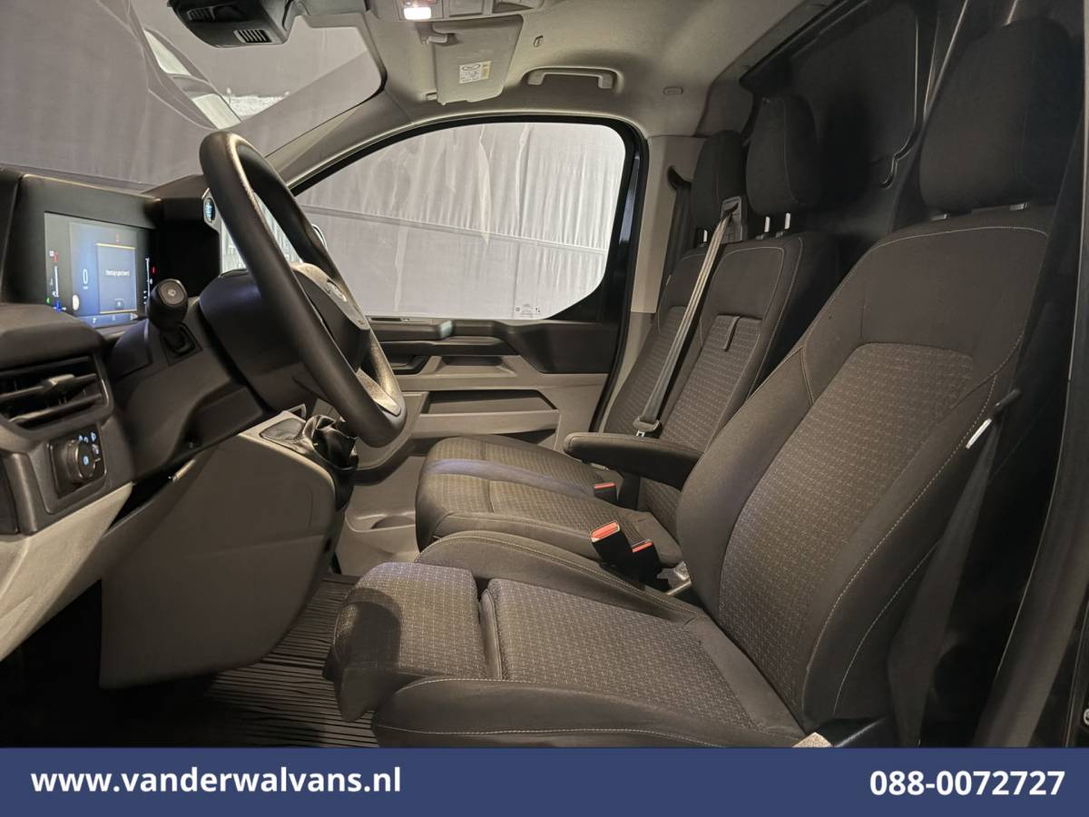 Ford Transit Custom Ford Transit Custom 2.0 TDCI 136pk L1H1 Euro6 Airco | Camera | Apple Carplay | LED | Cruisecontrol Android Auto, Verwarmde voorruit, Stoelverwarming, Parkeersensoren, Bijrijdersbank, 2740kg trekvermogen