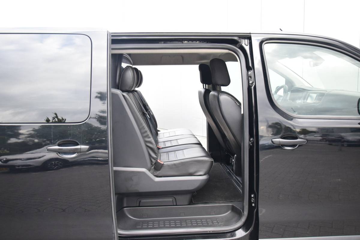 Opel Vivaro Opel Vivaro 2.0 CDTI L3H1 DC Edition 2x Schuifdeur Navi/Camera/Carplay HU PDC/Voor/Achter