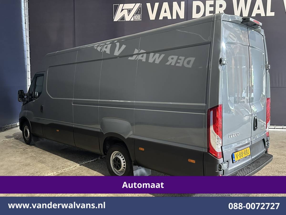 Iveco Daily Iveco Daily 35S16 157pk Automaat L3H2 Euro6 Airco | Camera | LED | Cruisecontrol | Chauffeursstoel Parkeersensoren, Bijrijdersbank, 3500kg trekvermogen
