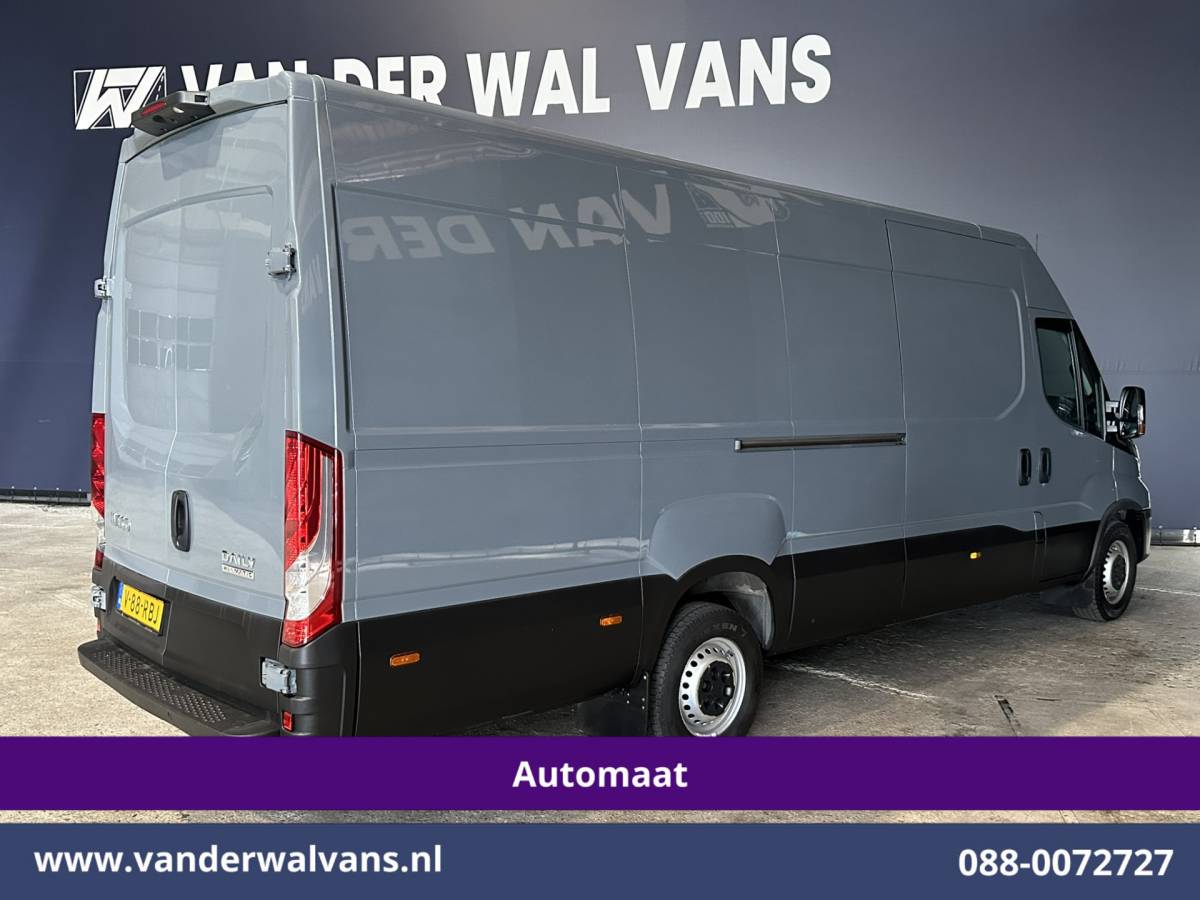 Iveco Daily Iveco Daily 35S16 157pk Automaat L3H2 Euro6 Airco | Camera | LED | Cruisecontrol | Chauffeursstoel Parkeersensoren, Bijrijdersbank, 3500kg trekvermogen