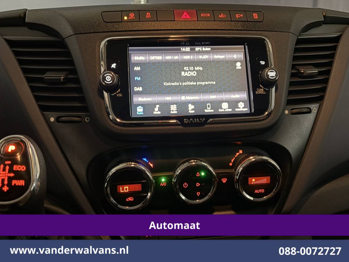 Iveco Daily Iveco Daily 35S16 157pk Automaat L3H2 Euro6 Airco | Camera | LED | Cruisecontrol | Chauffeursstoel Parkeersensoren, Bijrijdersbank, 3500kg trekvermogen