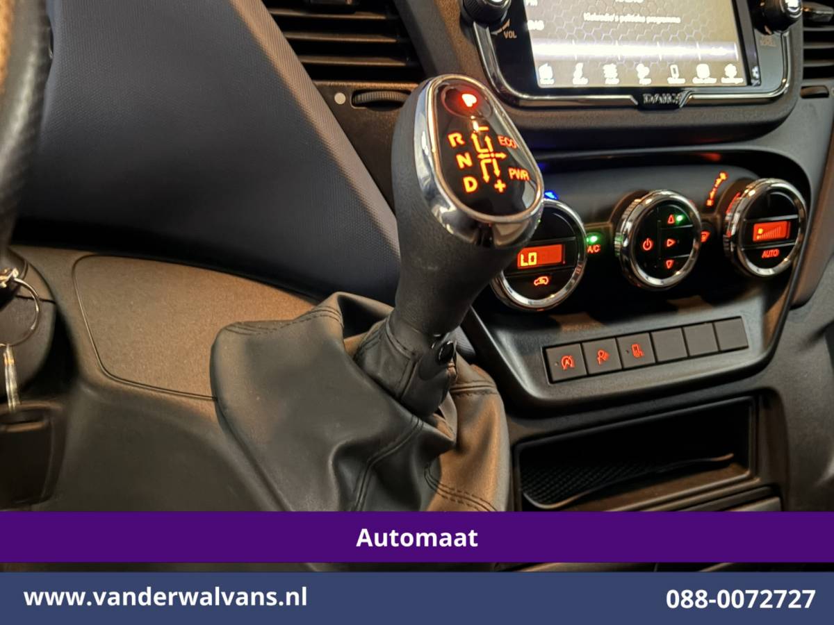 Iveco Daily Iveco Daily 35S16 157pk Automaat L3H2 Euro6 Airco | Camera | LED | Cruisecontrol | Chauffeursstoel Parkeersensoren, Bijrijdersbank, 3500kg trekvermogen