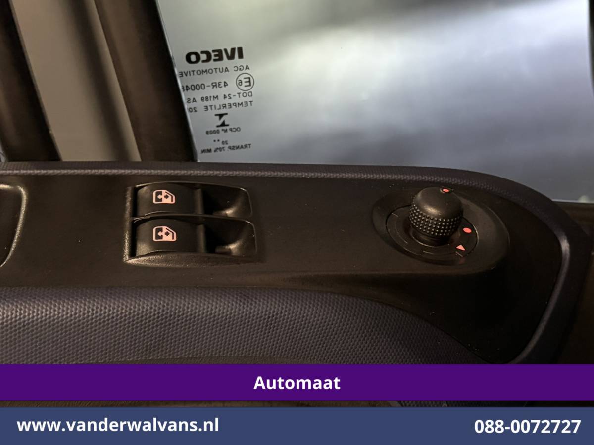Iveco Daily Iveco Daily 35S16 157pk Automaat L3H2 Euro6 Airco | Camera | LED | Cruisecontrol | Chauffeursstoel Parkeersensoren, Bijrijdersbank, 3500kg trekvermogen