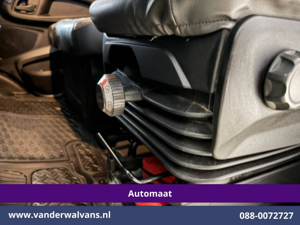Iveco Daily Iveco Daily 35S16 157pk Automaat L3H2 Euro6 Airco | Camera | LED | Cruisecontrol | Chauffeursstoel Parkeersensoren, Bijrijdersbank, 3500kg trekvermogen