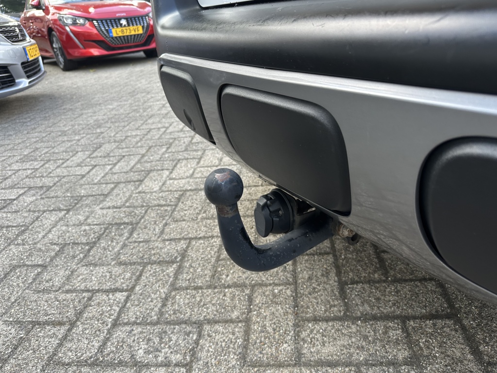 Citroën C3 Aircross Citroen C3 Aircross 1.2 Feel 110PK | Nieuwe distributieriem | Trekhaak |