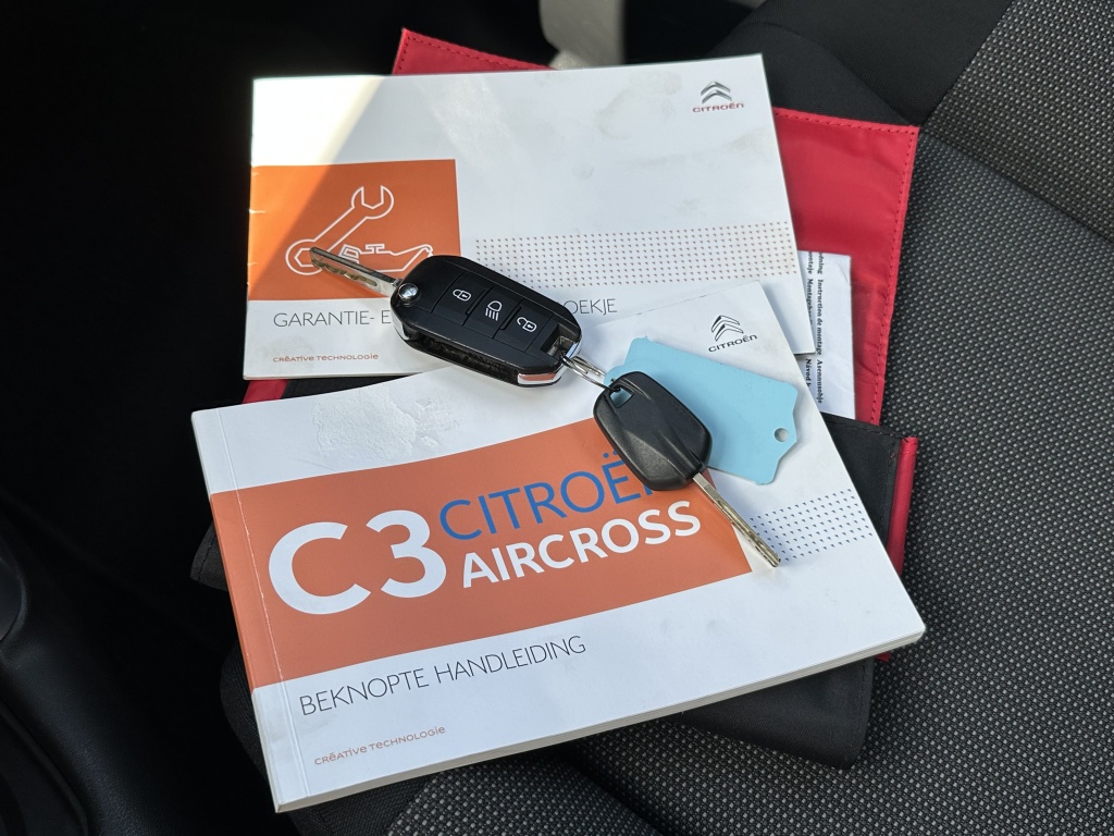 Citroën C3 Aircross Citroen C3 Aircross 1.2 Feel 110PK | Nieuwe distributieriem | Trekhaak |