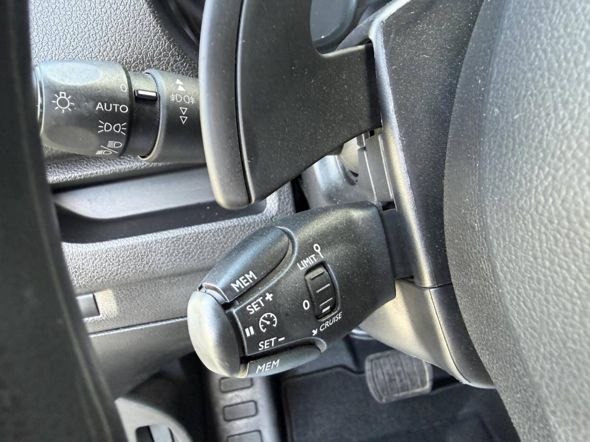 Peugeot Expert Peugeot Expert 2.0 BlueHDI 145 L3 Autom. 3 zits Navi Trekh.
