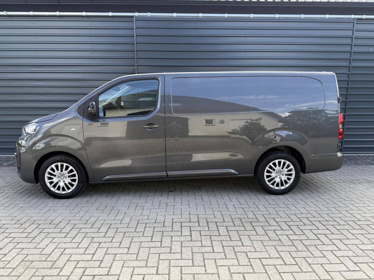 Peugeot Expert Peugeot Expert 2.0 BlueHDI 145 L3 Autom. 3 zits Navi Trekh.