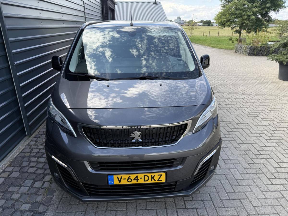 Peugeot Expert Peugeot Expert 2.0 BlueHDI 145 L3 Autom. 3 zits Navi Trekh.