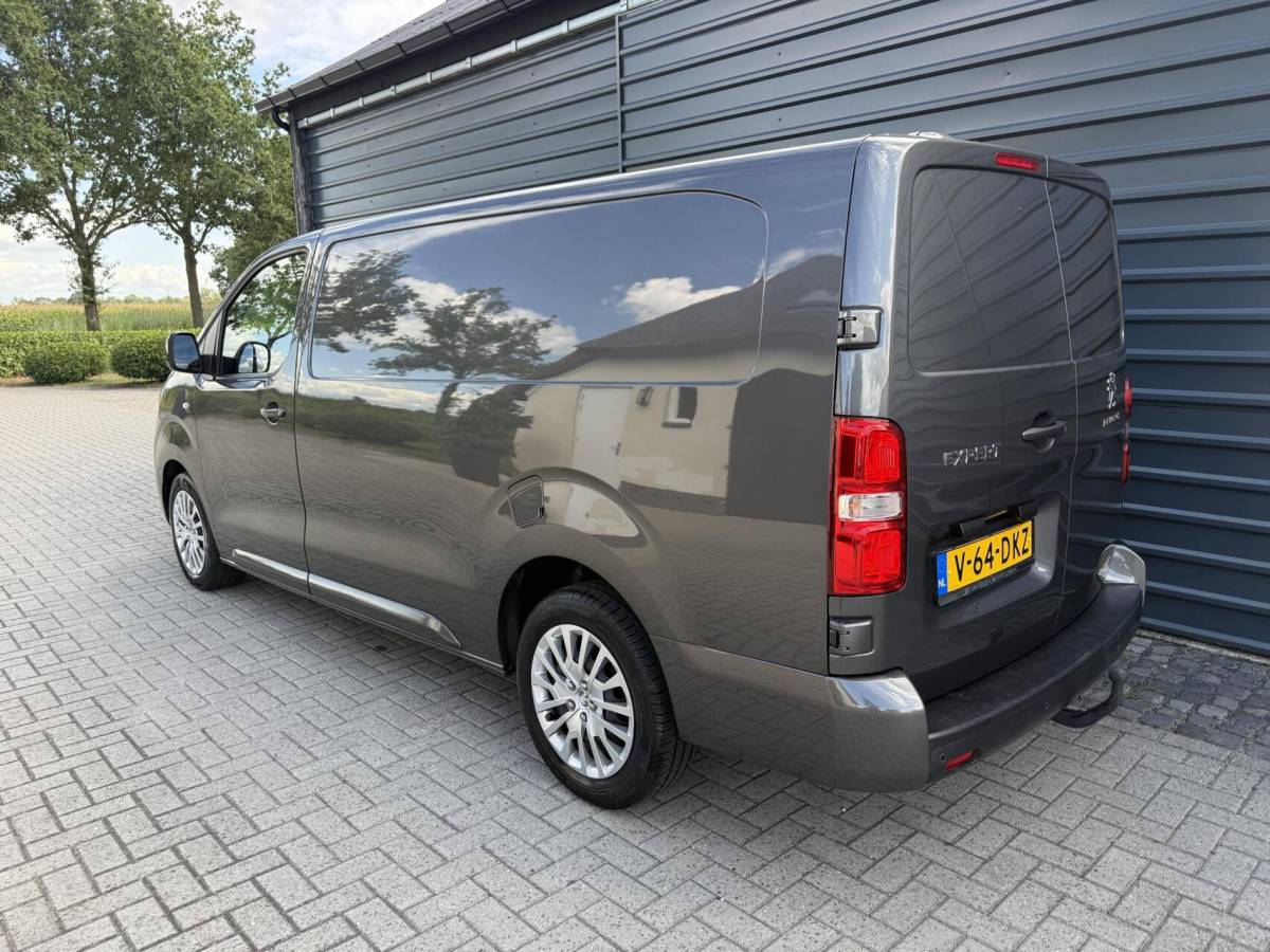Peugeot Expert Peugeot Expert 2.0 BlueHDI 145 L3 Autom. 3 zits Navi Trekh.