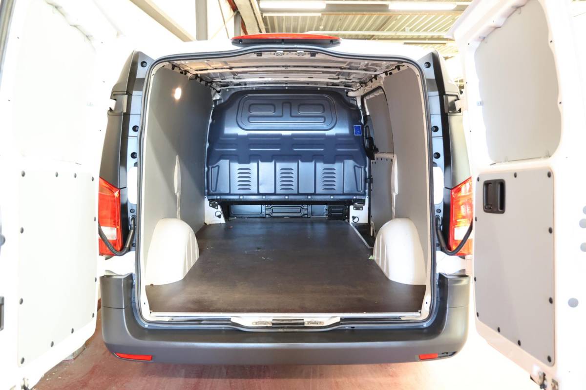 Mercedes-Benz eVito Mercedes-Benz eVito eVito Lang Launch Edition 41 kWh