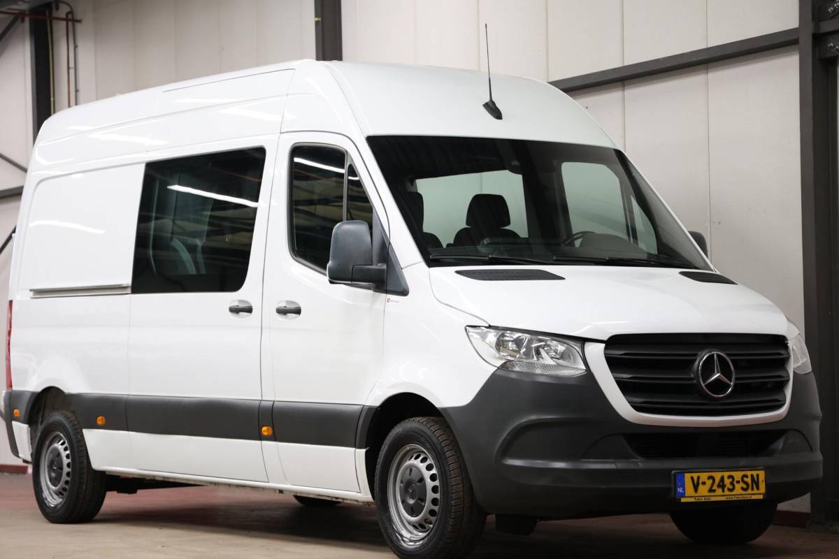 Mercedes-Benz Sprinter Mercedes-Benz Sprinter 2.2 CDI L2H2 DUBBEL CABINE DC 6 PERSONEN AUTOMAAT