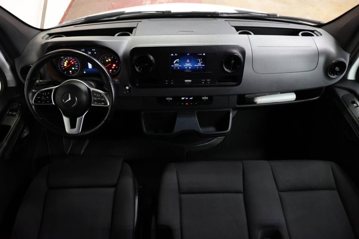 Mercedes-Benz Sprinter Mercedes-Benz Sprinter 2.2 CDI L2H2 DUBBEL CABINE DC 6 PERSONEN AUTOMAAT