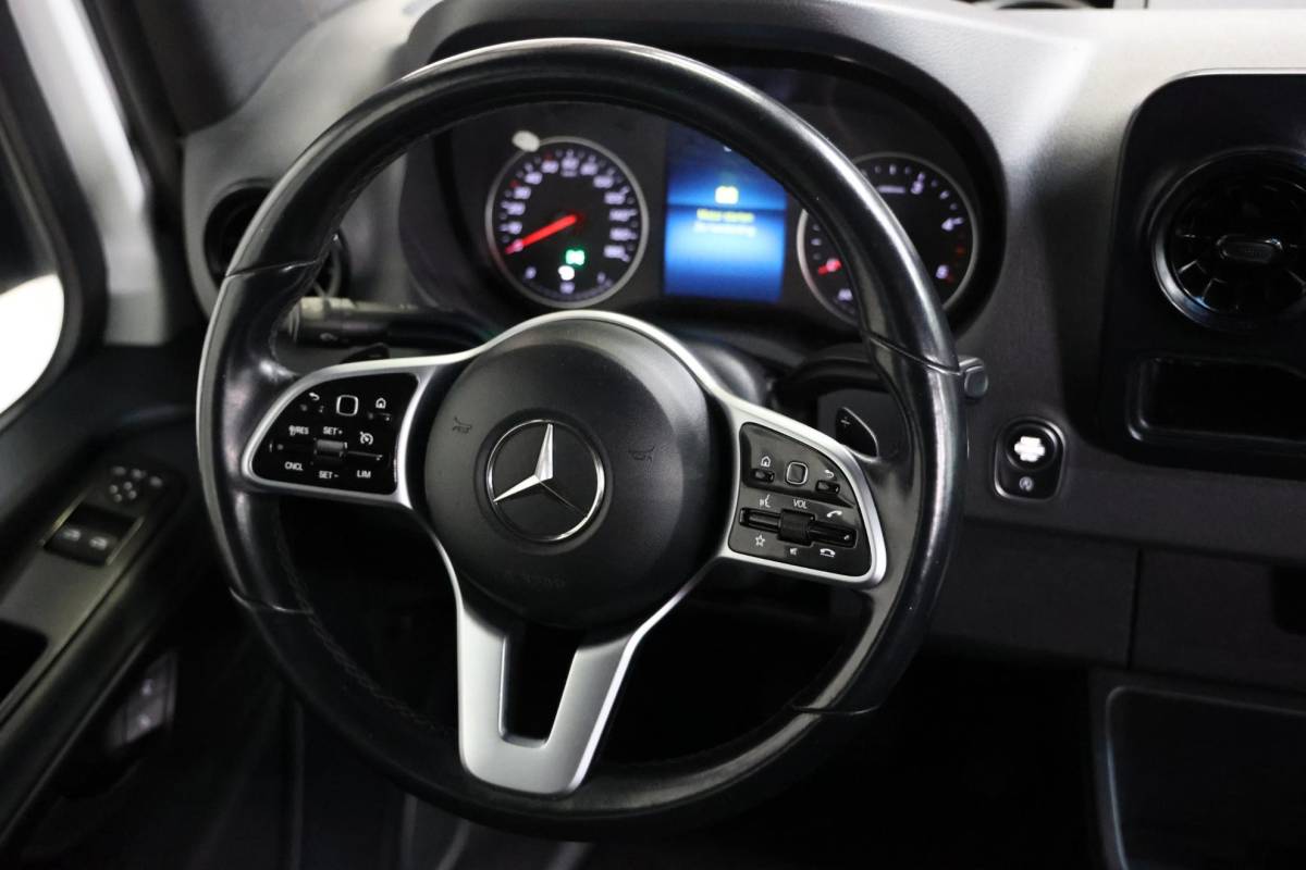 Mercedes-Benz Sprinter Mercedes-Benz Sprinter 2.2 CDI L2H2 DUBBEL CABINE DC 6 PERSONEN AUTOMAAT