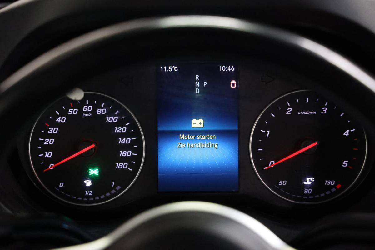 Mercedes-Benz Sprinter Mercedes-Benz Sprinter 2.2 CDI L2H2 DUBBEL CABINE DC 6 PERSONEN AUTOMAAT