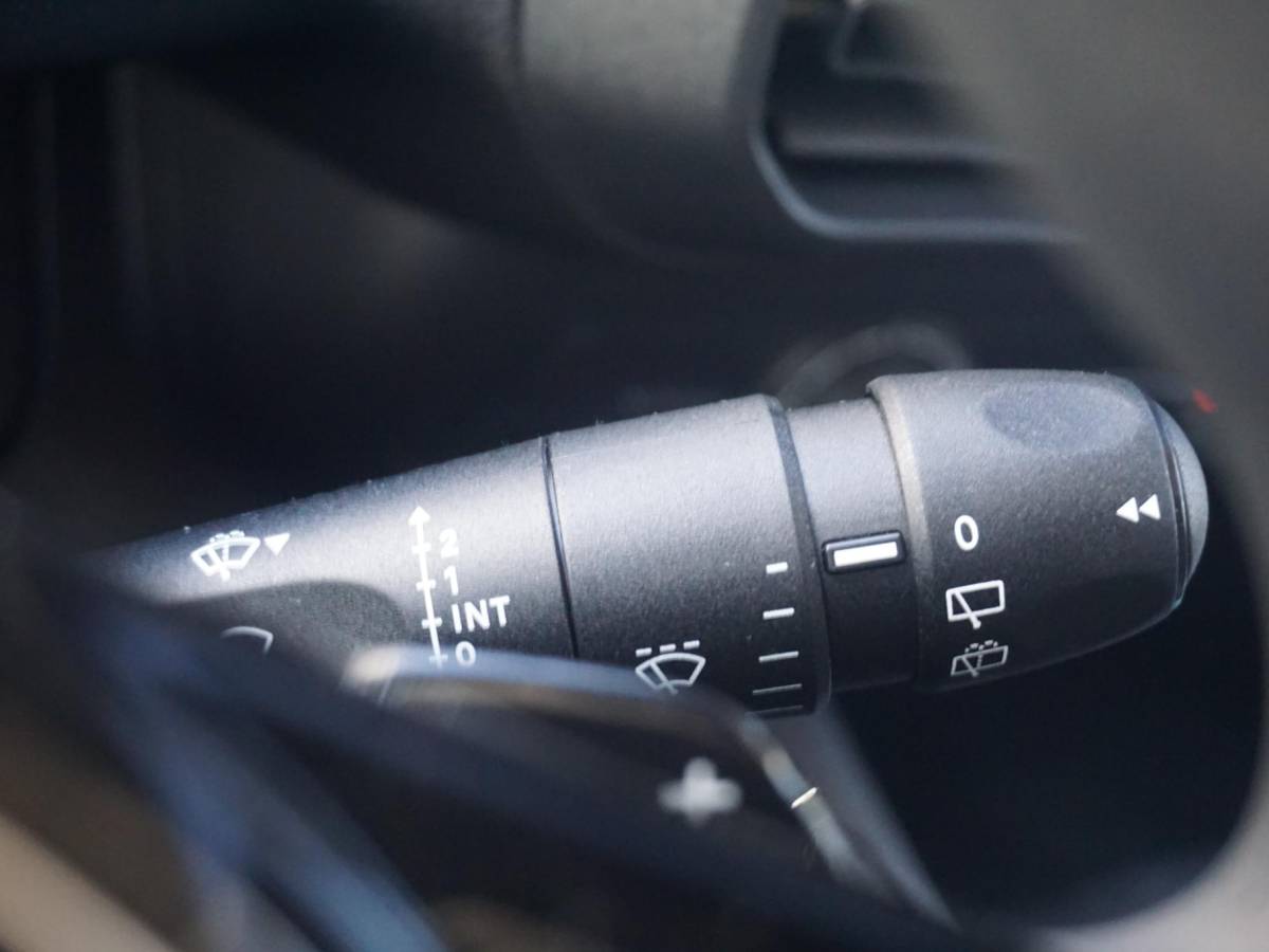 Peugeot e-Partner Peugeot e-Partner L1 50 kWh | 0% rente | camera | Apple Carplay/Android Auto  | laadruimtebetimmering | Comfort stoelen | rijklaarprijs