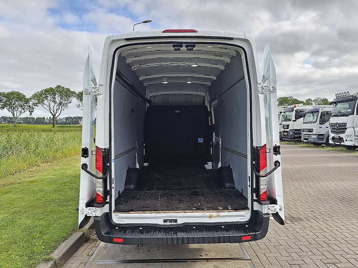 Ford Transit FORD TRANSIT 350 l4h3 navi camera
