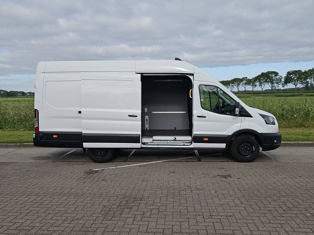 Ford Transit FORD TRANSIT 350 l4h3 navi camera