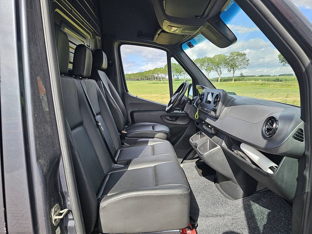 Mercedes-Benz Sprinter MERCEDES-BENZ SPRINTER 317 ac automaat euro6