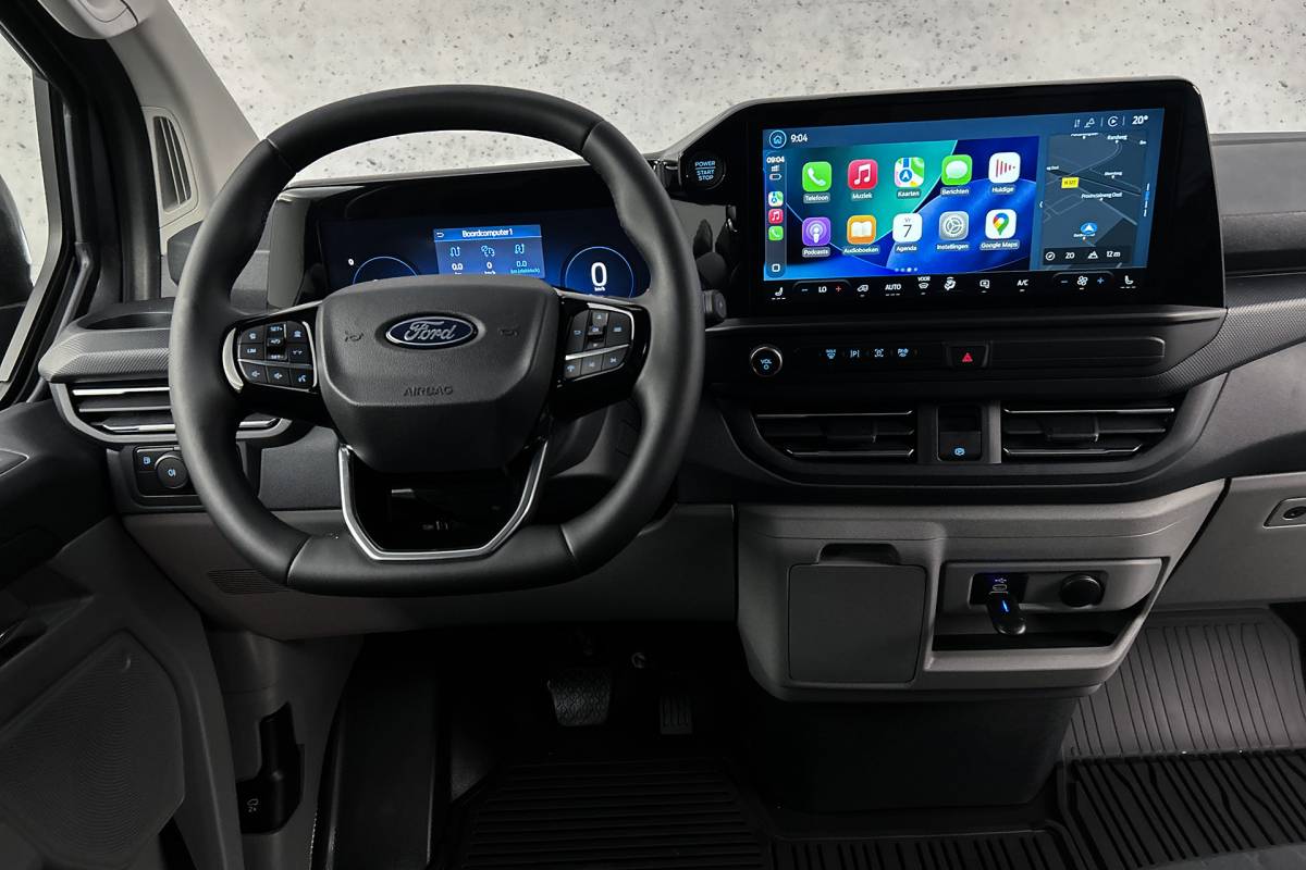 Ford Transit Custom Ford Transit Custom 2.5 PHEV L2H1 Limited | 2-zitplaatsen rechtsvoor | Camera
