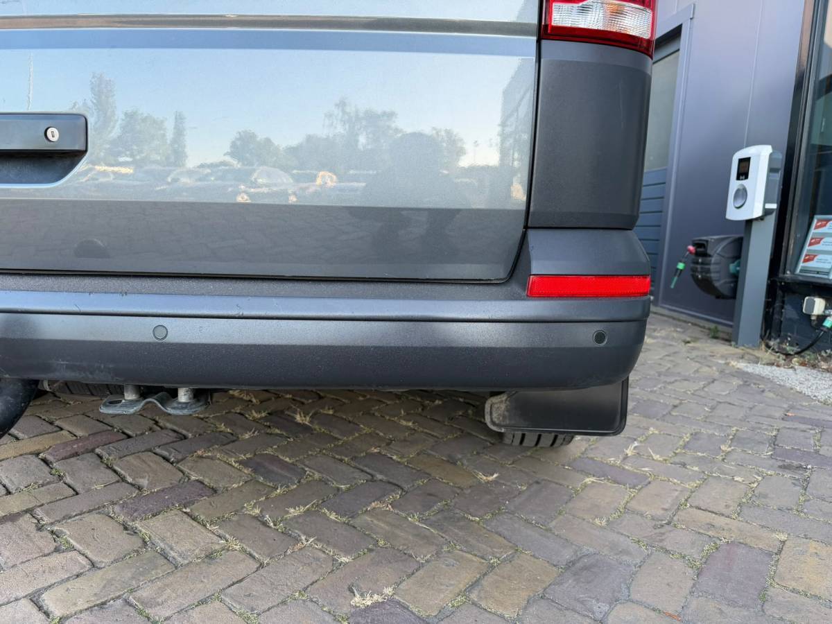 Volkswagen Transporter Volkswagen TRANSPORTER 2.0 TDI L2H1 28 Highline|PDC|CRUISE|CARPLAY