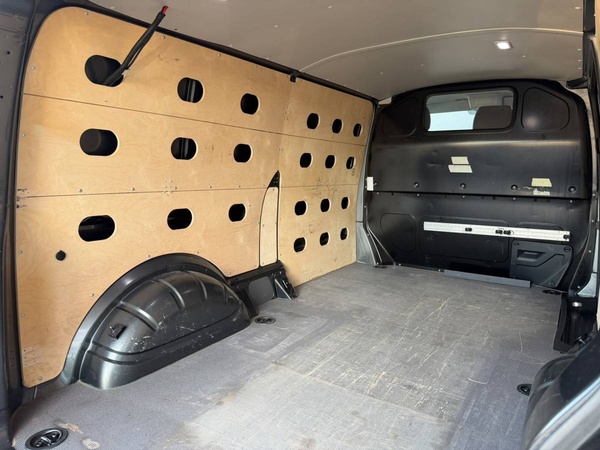 Volkswagen Transporter Volkswagen TRANSPORTER 2.0 TDI L2H1 28 Highline|PDC|CRUISE|CARPLAY