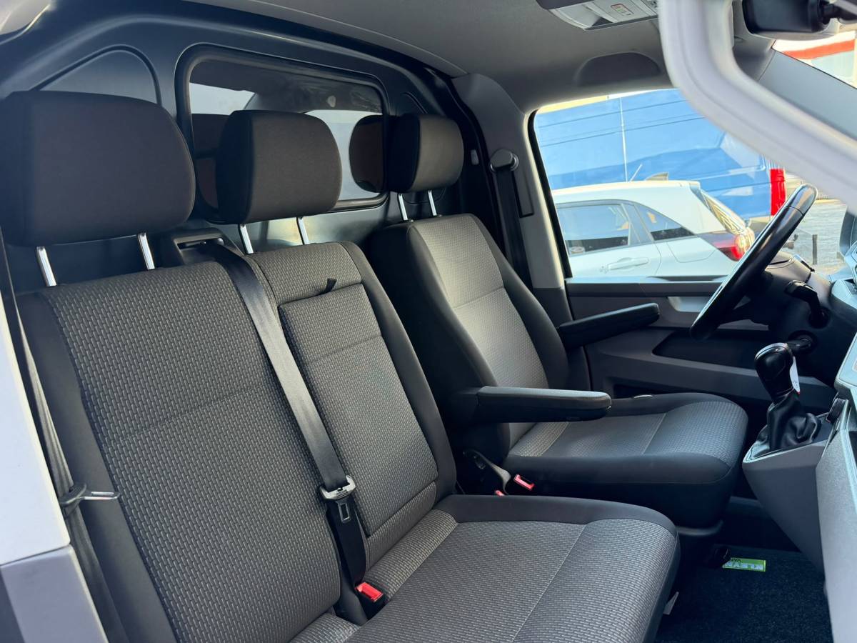 Volkswagen Transporter Volkswagen TRANSPORTER 2.0 TDI L2H1 28 Highline|PDC|CRUISE|CARPLAY