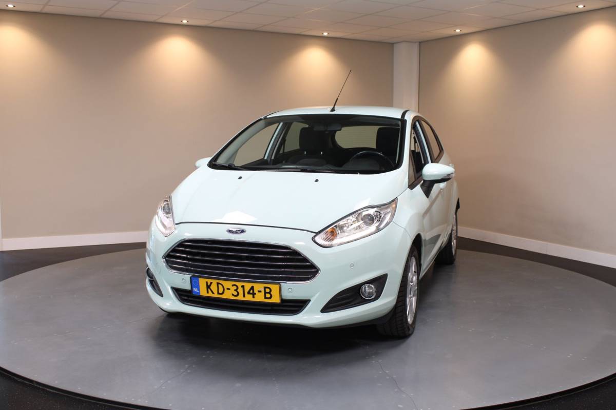 Ford Fiesta Ford Fiesta 1.0 Style Ultimate *Mint-Groen!* All-seasons|Cruise|Navi|PDC|BT|NAP