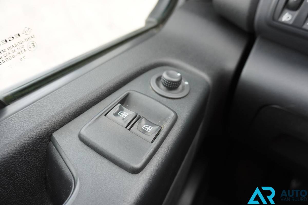 Fiat Talento Fiat Talento 2.0 L2H1 DC * Dubbele cabine * Nette auto *