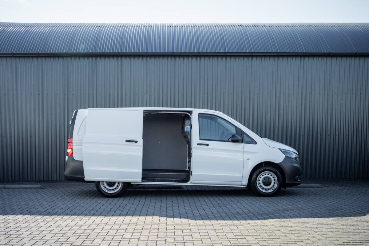 Mercedes-Benz Vito Mercedes-Benz Vito 116 CDI | 163 PK | Camera | Carplay | Cruise | PDC | Airco | Trekhaak