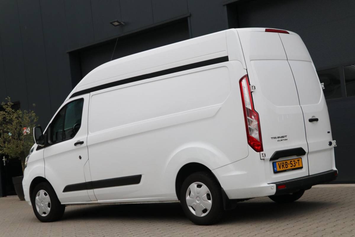 Ford Transit Custom Ford Transit Custom 300 2.0 TDCI L2H2 Trend PDC 166446KM