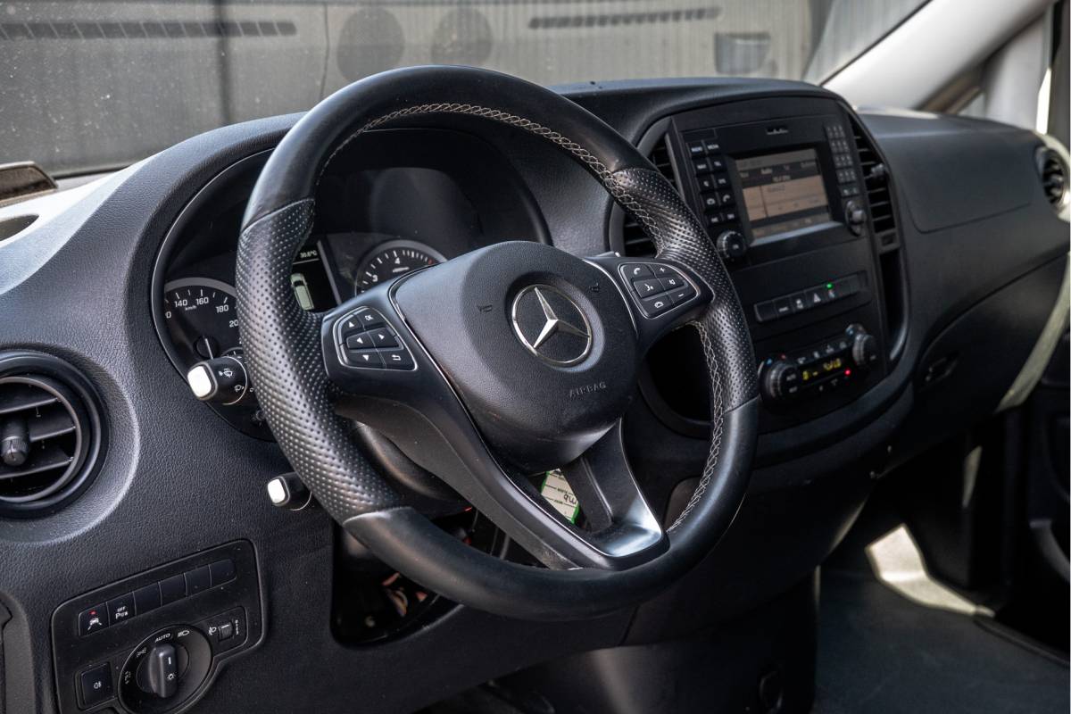 Mercedes-Benz Vito Mercedes-Benz Vito 114 CDI | 136 PK | Automaat | Camera | Cruise | PDC | Zijschuifdeur R+L  | Airco